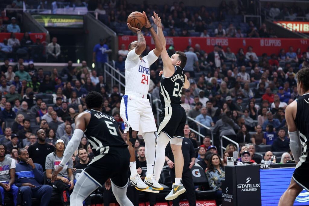 bucks