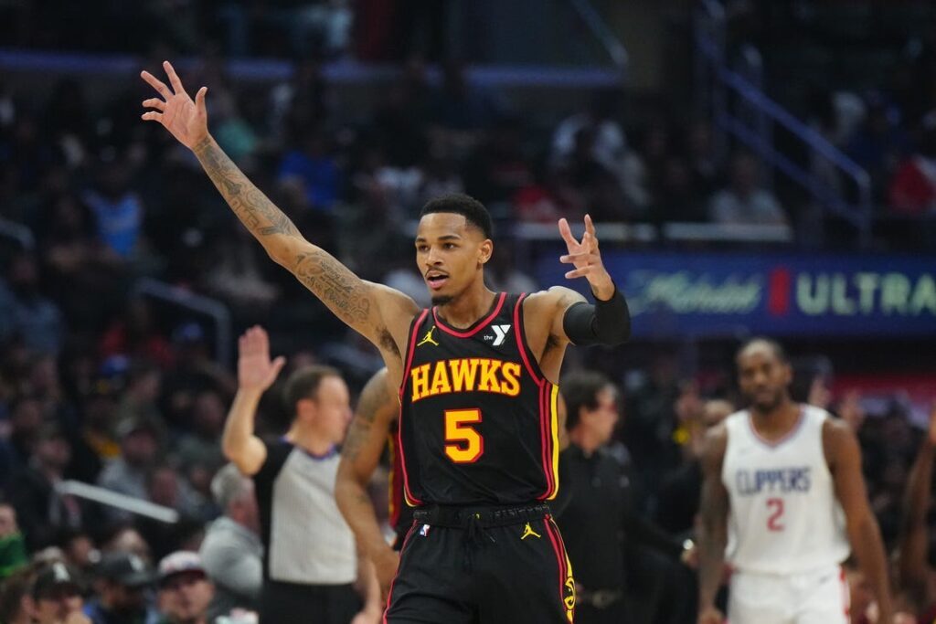 hawks