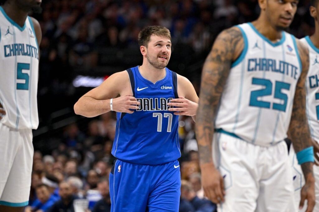 mavericks hornets doncic