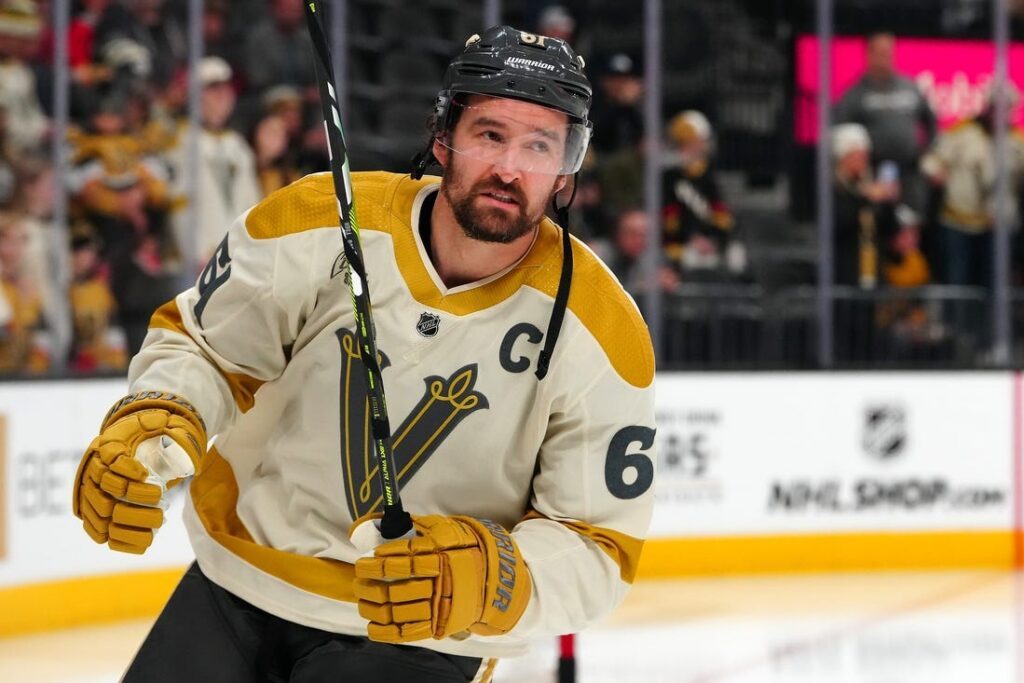 mark stone golden knights warms