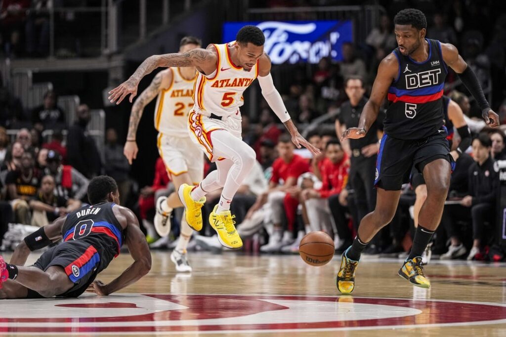 hawks, pistons