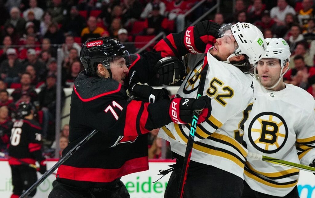bruins hurricanes