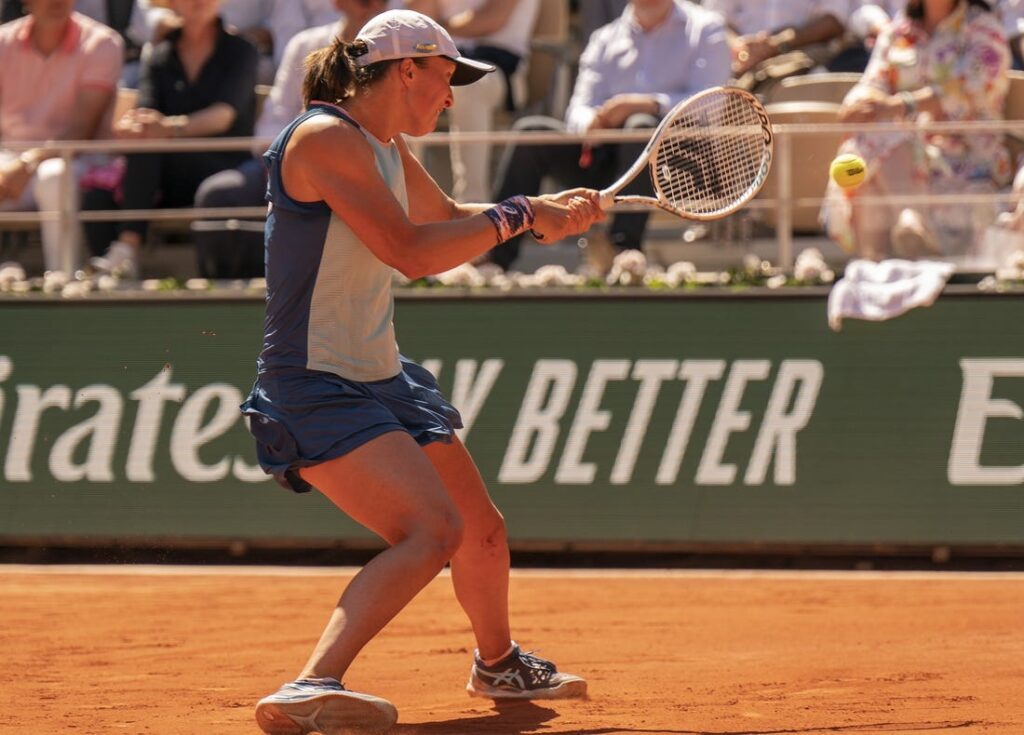 iga swiatek paris semifinal