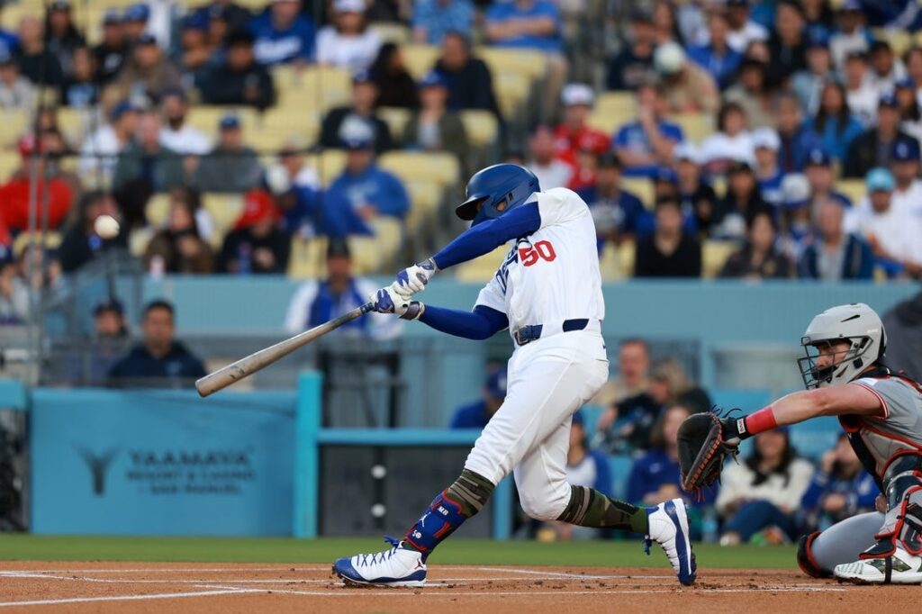 Reds, Dodgers
