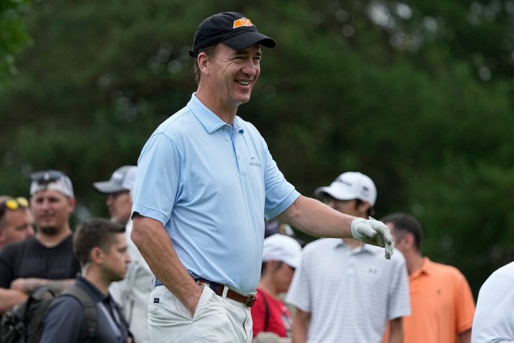 peyton manning golf