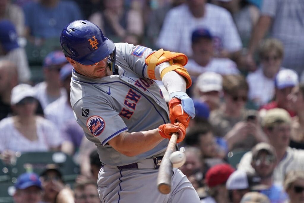 pete alonso, hit