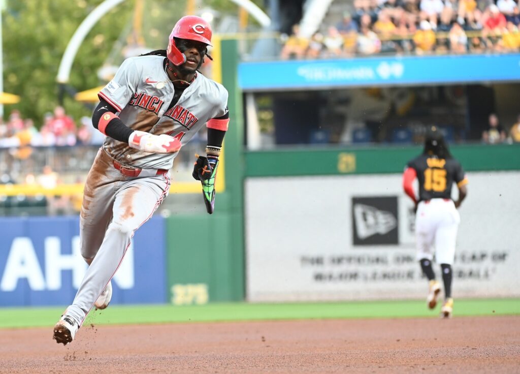 Reds, Pirates