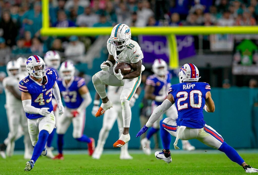 tyreek hill, bills