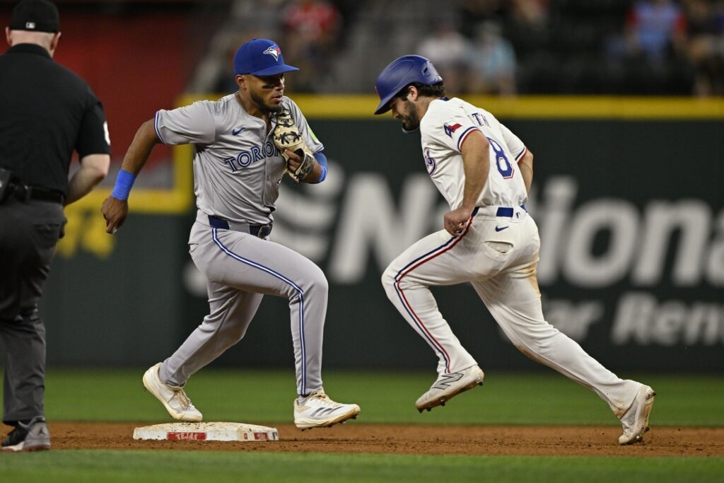rangers, blue jays