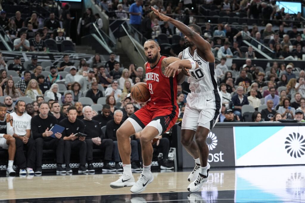 spurs rockets brooks