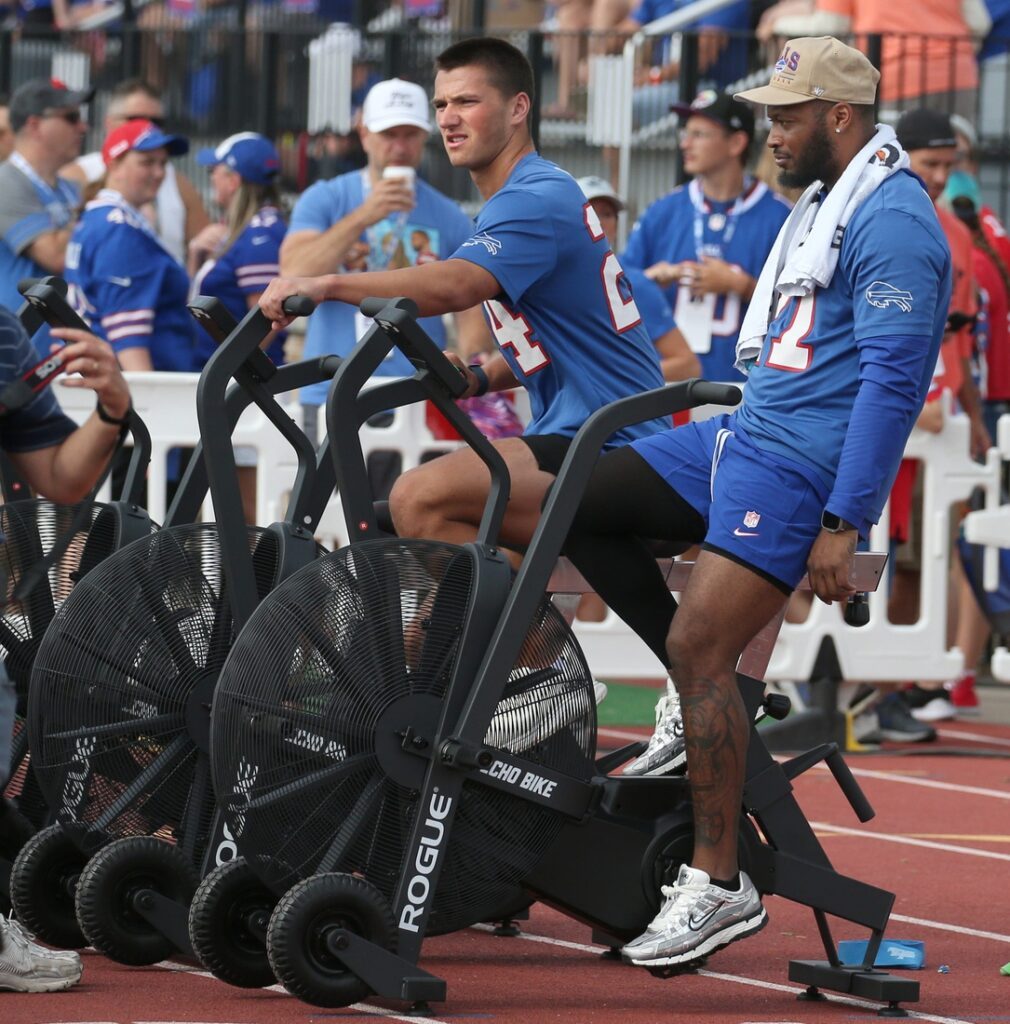 mike edwards bills