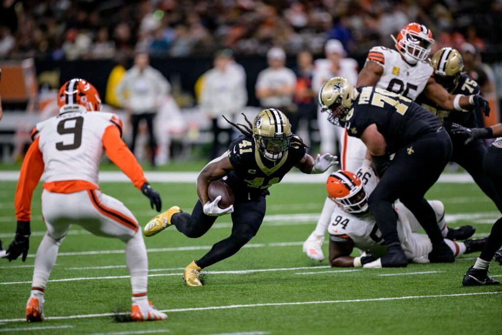 Browns, Saints