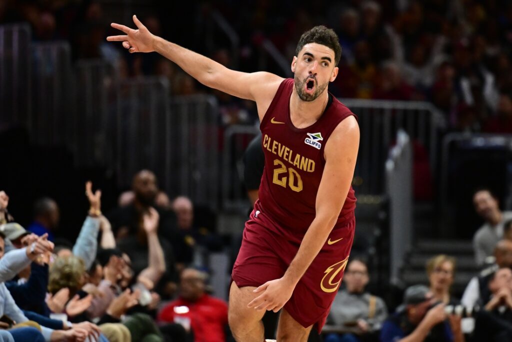cavaliers, pelicans