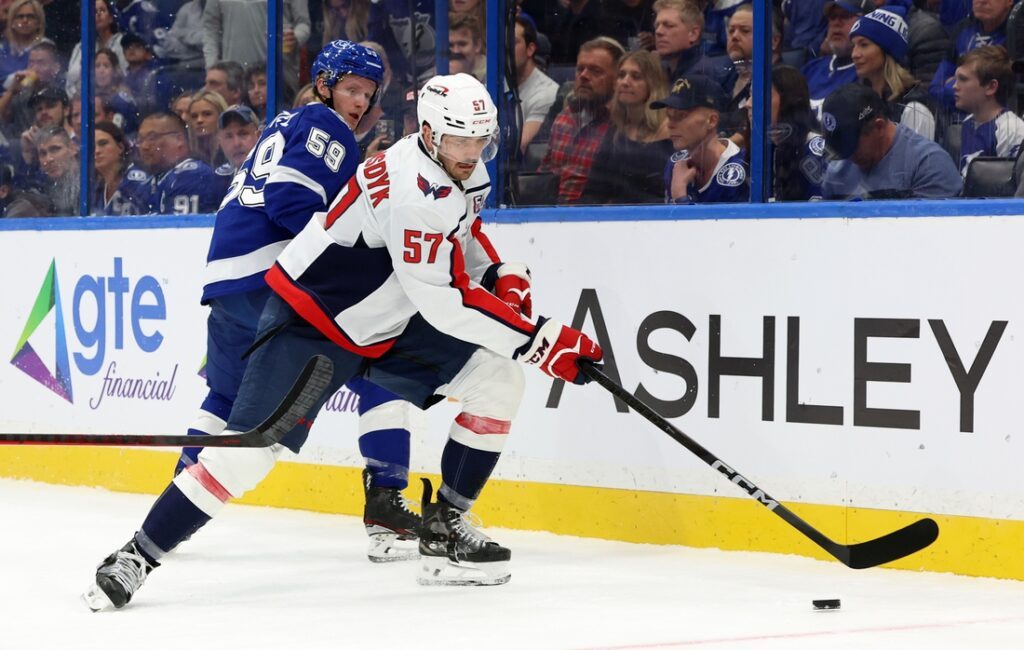 Lightning, Capitals