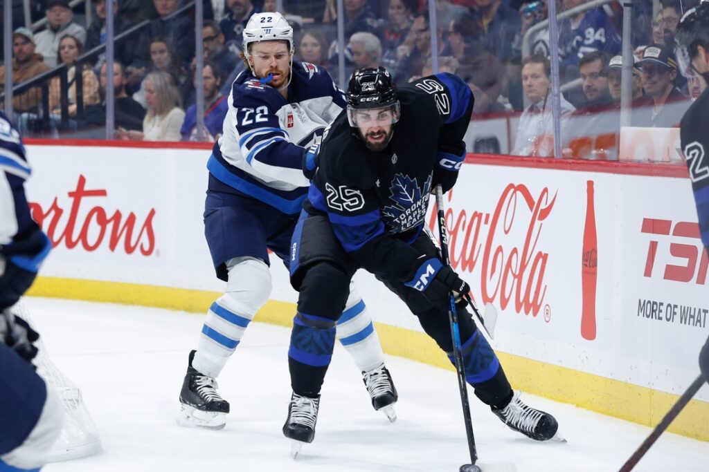 Jets, Maple Leafs