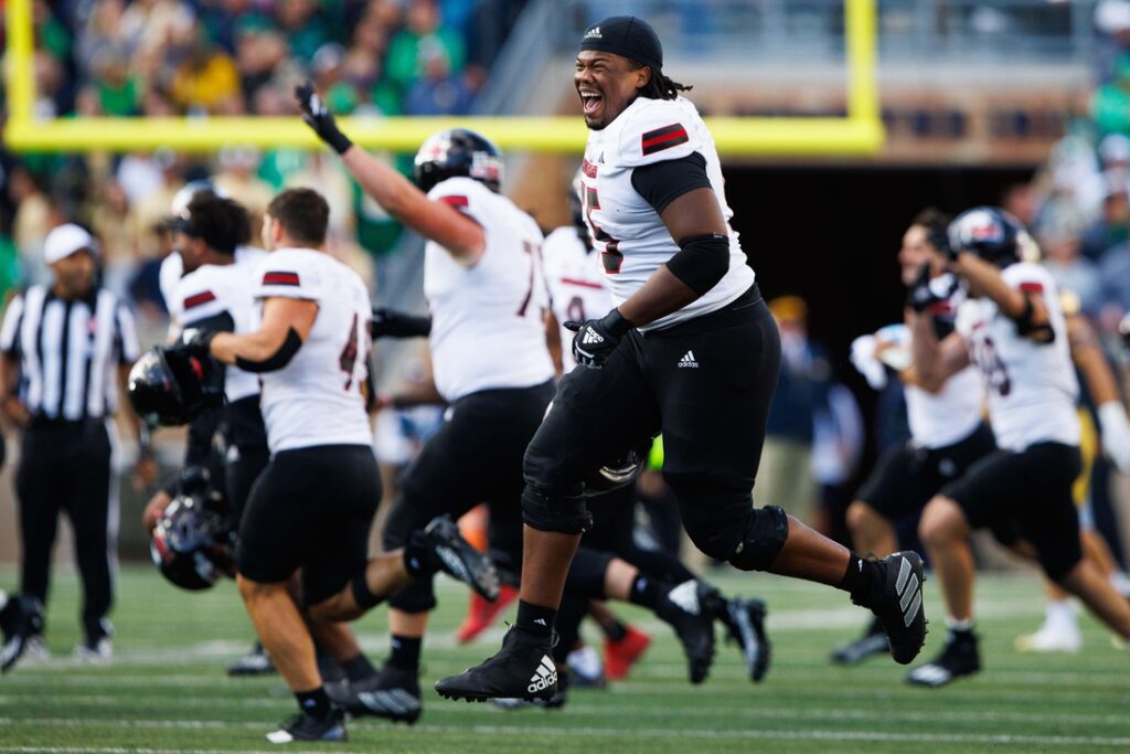 northern illinois notre dame