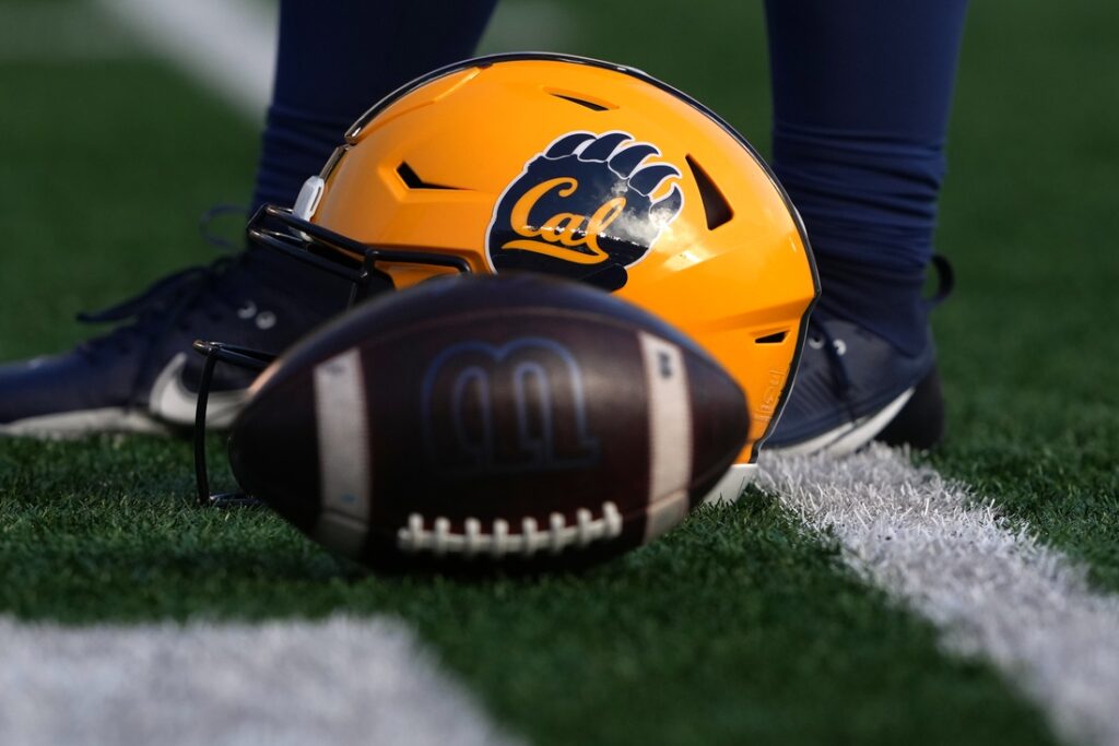 california football helmet berkeley