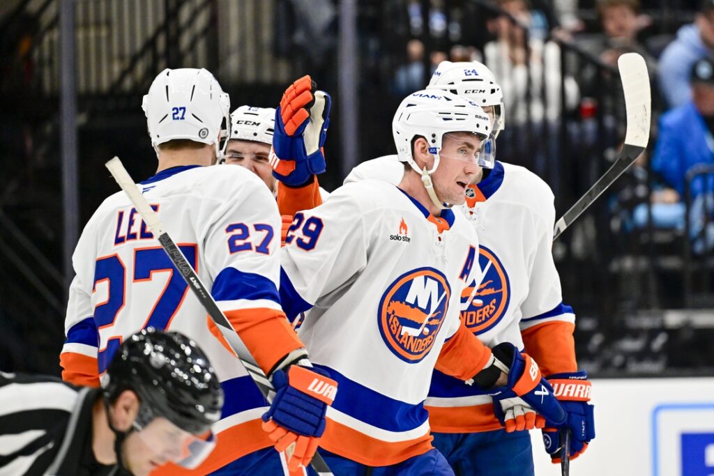 mathew barzal