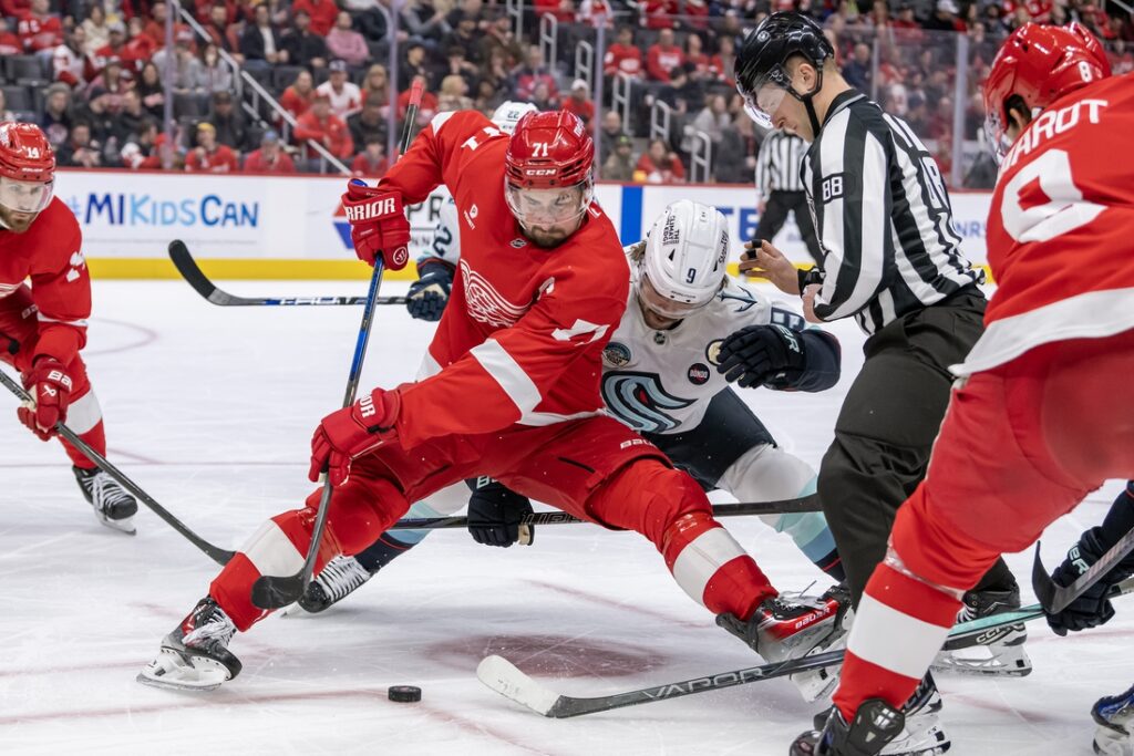 Larkin Red Wings