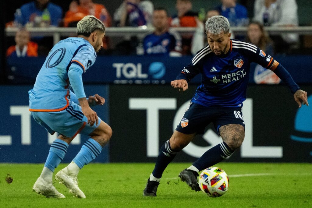 Luciano Acosta