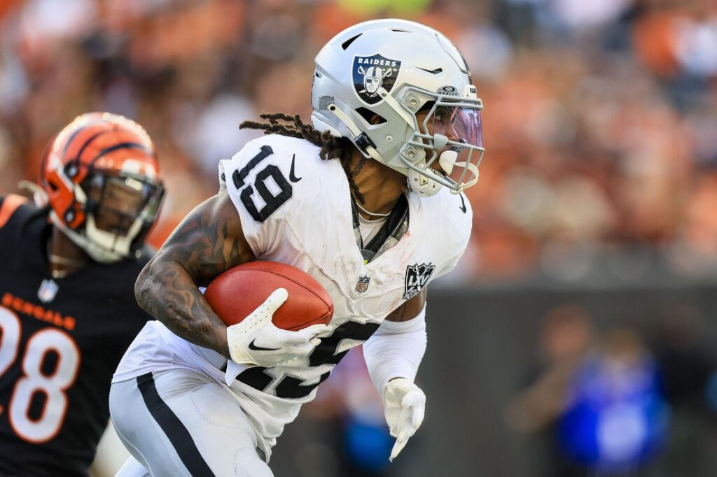 Raiders DJ Turner