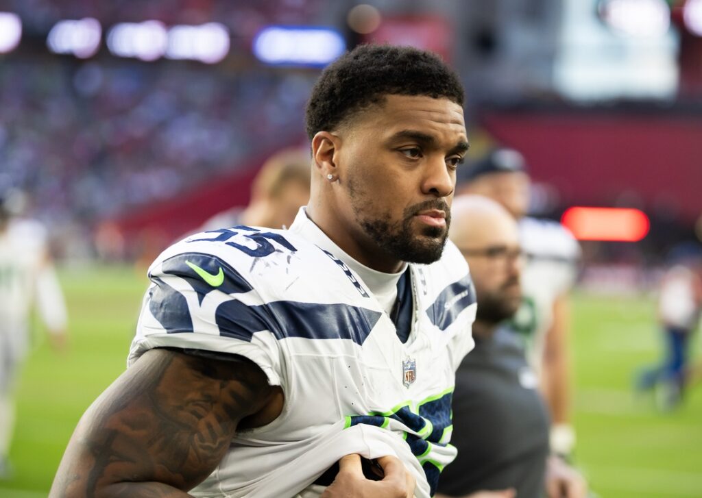 dre'mont jones seahawks