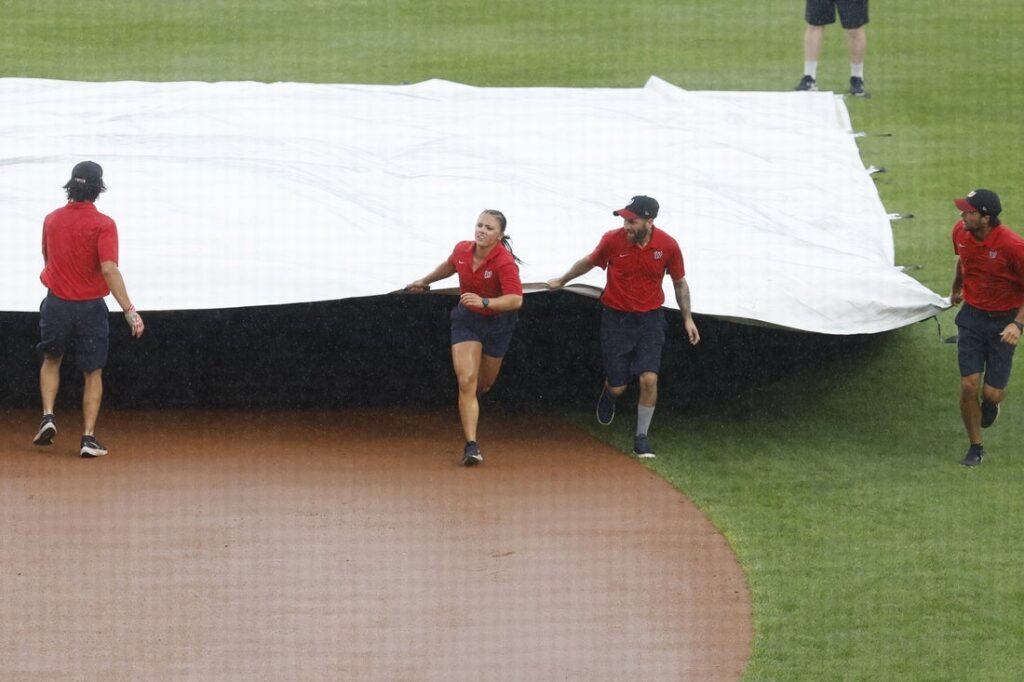 "Nationals Park" AND "Washington Nationals" AND "rain"