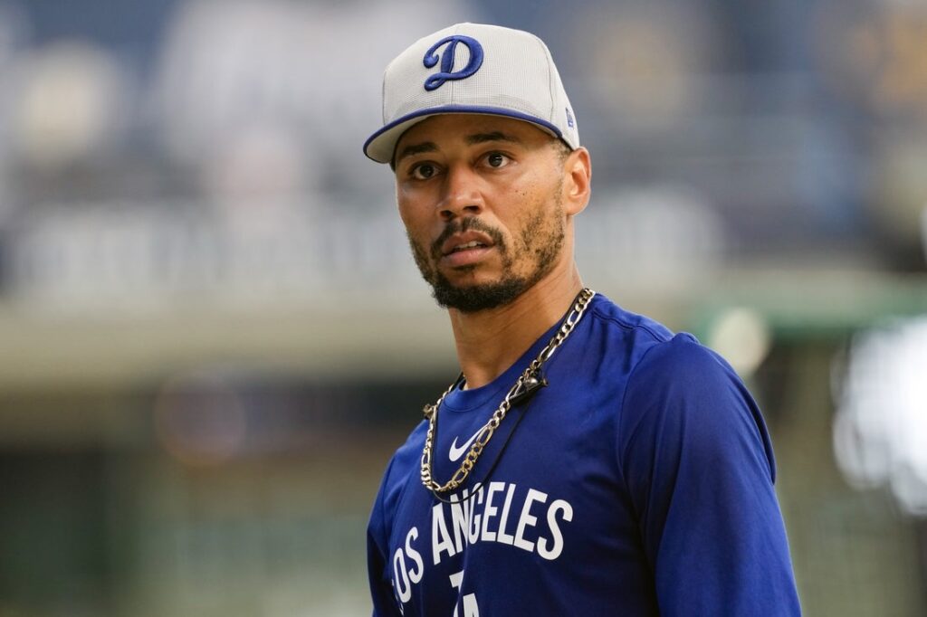 Dodgers give Mookie Betts at least one game off amid slump - Field