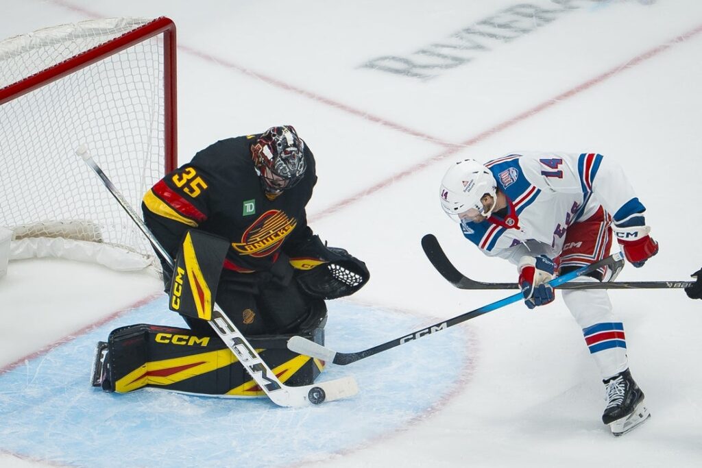 Rangers, Canucks