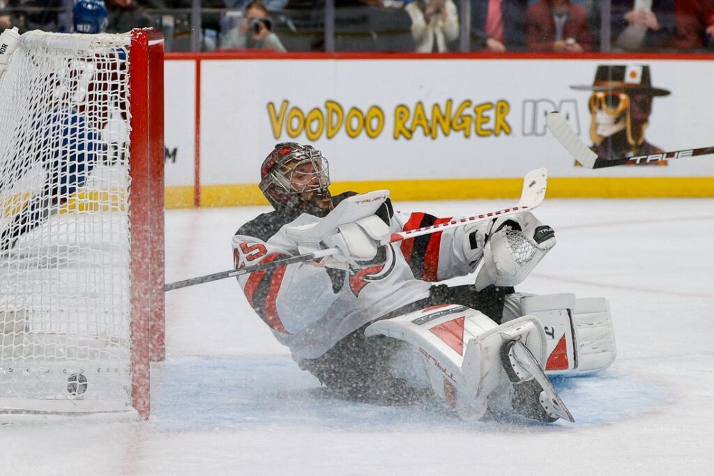 devils markstrom
