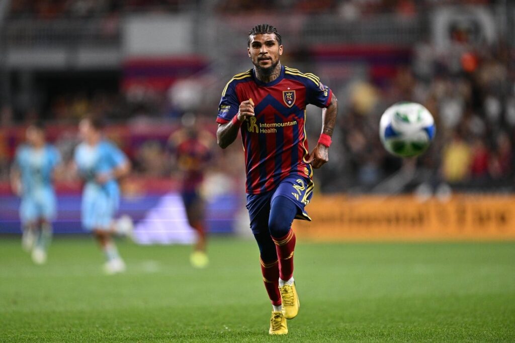 deandre yedlin