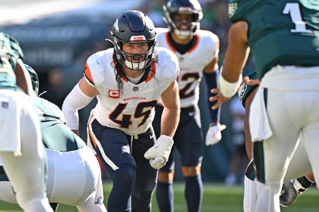 Alex Singleton Broncos