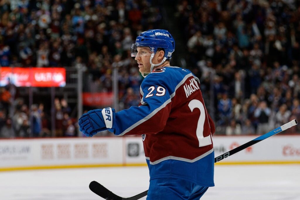 Nathan MacKinnon