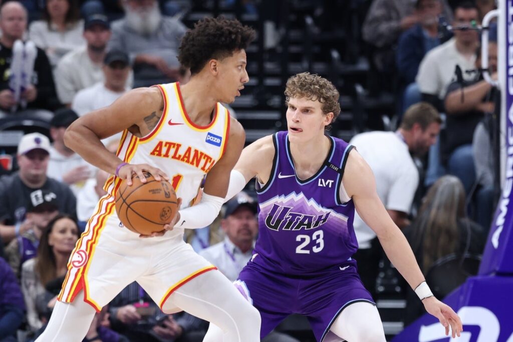 hawks, jazz