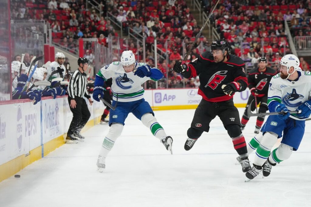 canucks