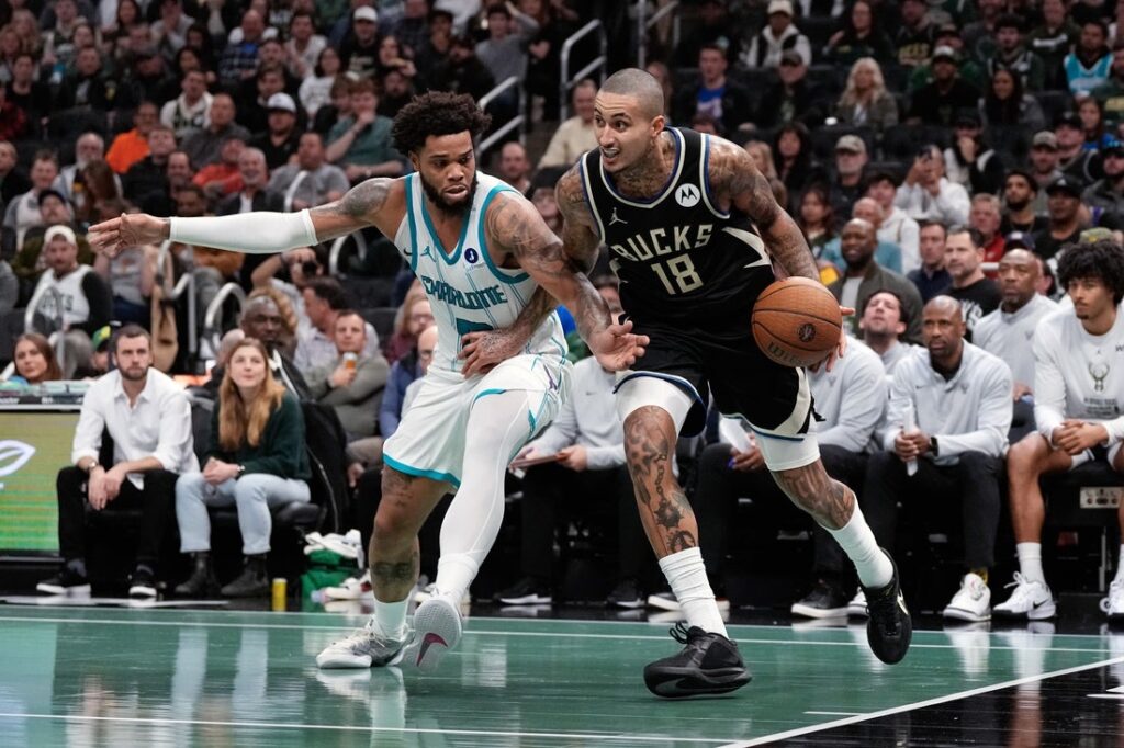 bucks, hornets