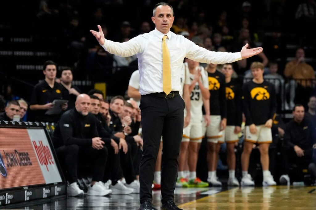 Iowa, Xavier basketball
