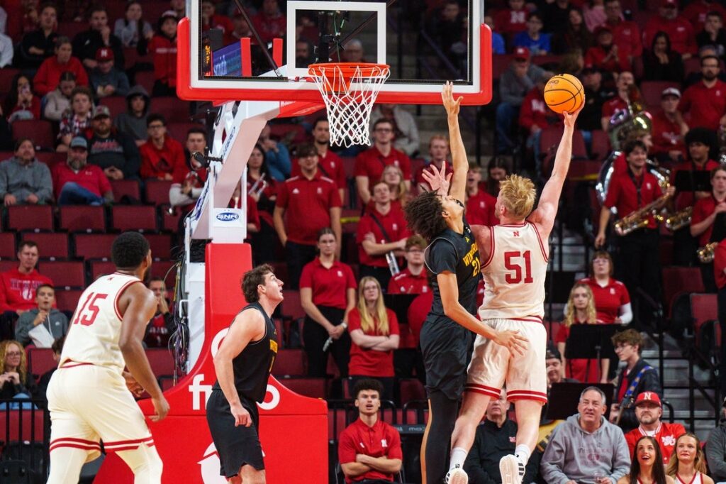 Nebraska, Winthrop