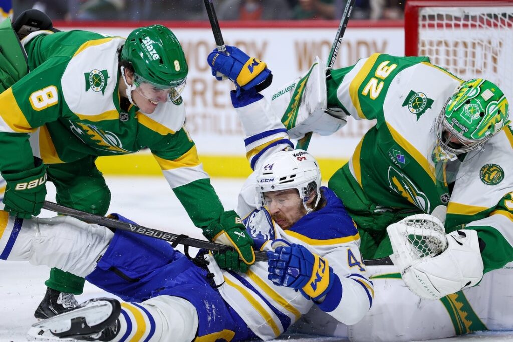 Sabres, Wild