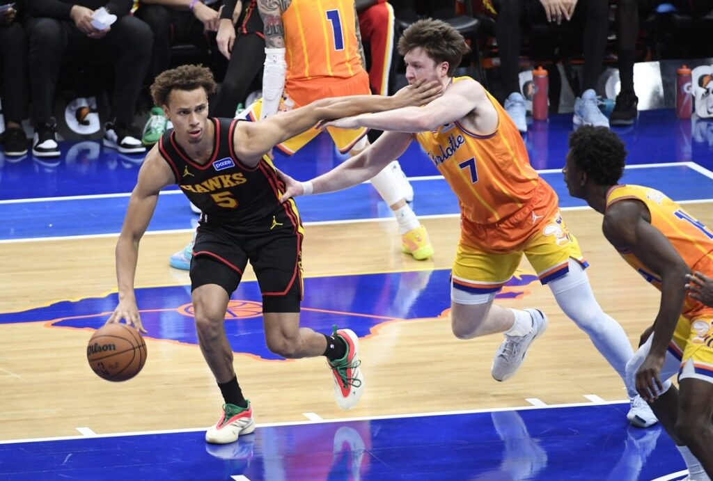 Hawks, Hornets