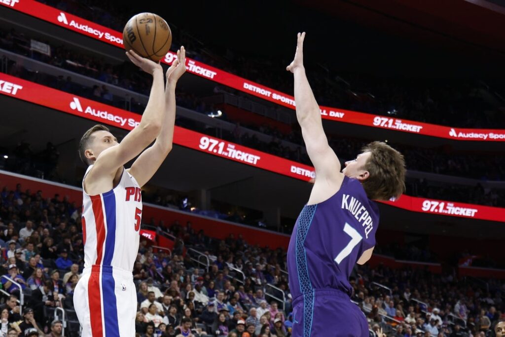 Pistons, Hornets